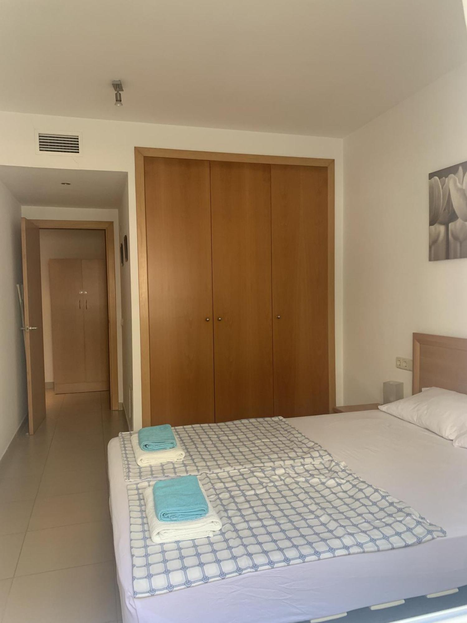 70m2 2bedrooms 25m2terrace, 4pools, 3min Apartamento