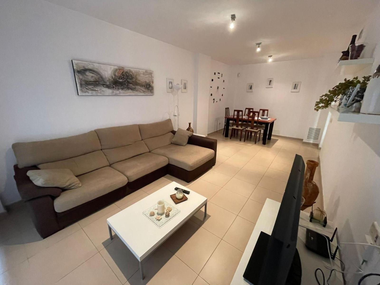 Apartamento 70m2 2bedrooms 25m2terrace, 4pools, 3min *